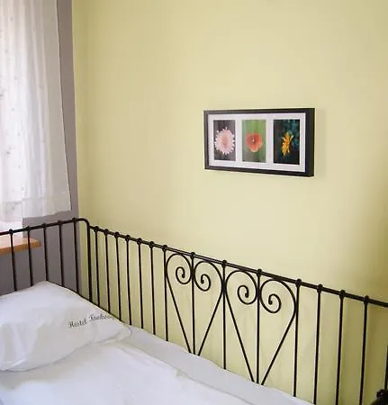 Krokodyl Hostel Warszawa