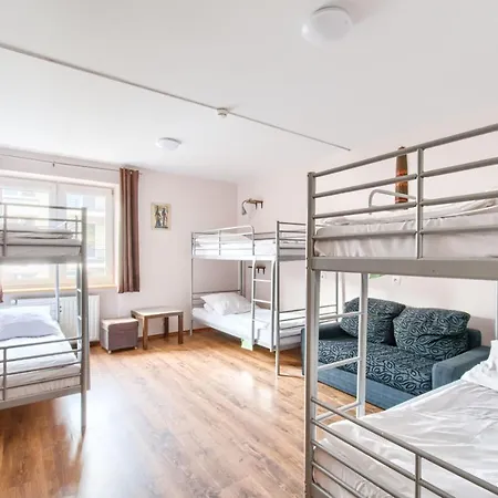 Krokodyl Hostal *